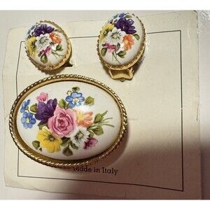 Italy Women Brooch & Earring Set With a floral design on white Cabochon Vintage
